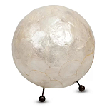 Настольная лампа из перламутра на металлическом каркасе Indonesian Egg варинант исполнения - 2 | Loft Concept в Воронеже