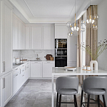 Подвесной светильник со стеклянными плафоном в виде шара и золотыми деталями & Coombes варинант исполнения - 4 | Loft Concept в Воронеже