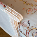 Кресло из массива бука серое с растительным орнаментом Raffael Floral Grey Armchair варинант исполнения - 3 | Loft Concept в Воронеже