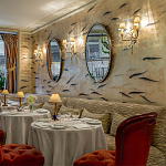 Обои ручная роспись Fishes Blue Pearl on Tarnished Silver gilded silk with pearlescent antiquing варинант исполнения - 7 | Loft Concept в Воронеже