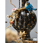 Ваза черная фарфоровая с  узором и бронзовым декором в виде веток с фарфоровой птичкой и цветами Eden Garden варинант исполнения - 3 | Loft Concept в Воронеже