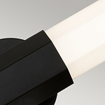 Бра для ванных комнат вертикальное с длинным белым матовым плафоном в форме шестиугольника на круглом основании Hinkley варинант исполнения - 17 | Loft Concept в Воронеже