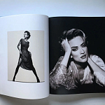 Подарочный Фотоальбом Two Million Miles by Andrew Macpherson варинант исполнения - 6 | Loft Concept в Воронеже