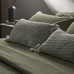 Чехол на подушку мятного цвета с бахромой и объемным узором Ethnic mix варинант исполнения - 6 | Loft Concept в Воронеже