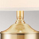 Настольная лампа со тканевым абажуром и прозрачным ребристым стеклянным основанием Quoizel варинант исполнения - 2 | Loft Concept в Воронеже