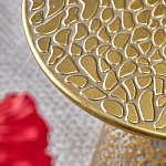 Журнальный столик с конусообразной основой и текстурной поверхностью золотого цвет Ethnic Metal варинант исполнения - 2 | Loft Concept в Воронеже