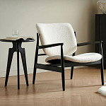 Кресло с каркасом и ножками из древесины и мягкими сиденьем и спинкой Venice варинант исполнения - 1 | Loft Concept в Воронеже