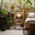 Настольная лампа с круглым деревянным отражателем и черным цилиндрическим плафоном Accord Lighting варинант исполнения - 8 | Loft Concept в Воронеже