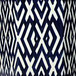 Ваза с крышкой и графическим узором в сине-белых цветах Blue & White Ornament  варинант исполнения - 3 | Loft Concept в Воронеже
