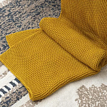 Плед из хлопка жемчужной вязки горчичного цвета Waffle Comfort варинант исполнения - 6 | Loft Concept в Воронеже