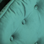 Кресло с мягкой обивкой из велюра на 4-х ножках из массива березы Scarlett Armchair green варинант исполнения - 4 | Loft Concept в Воронеже