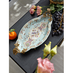 Блюдо овальное из голубого фарфора с ручками в виде бабочек и цветочным рисунком Blue Garden варинант исполнения - 3 | Loft Concept в Воронеже