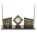 Настольный канцелярский набор из змеевика и офиокальцита с визитницами и часами Successful Leader варинант исполнения - 1 | Loft Concept в Воронеже