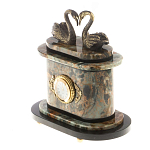 Часы настольные из натурального камня с декором в виде двух лебедей Swans Stone Clock варинант исполнения - 2 | Loft Concept в Воронеже