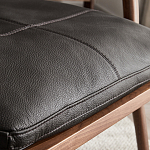 Кресло c каркасом из массива дерева и мягкой кожаной обивкой Walnut Armchair варинант исполнения - 7 | Loft Concept в Воронеже