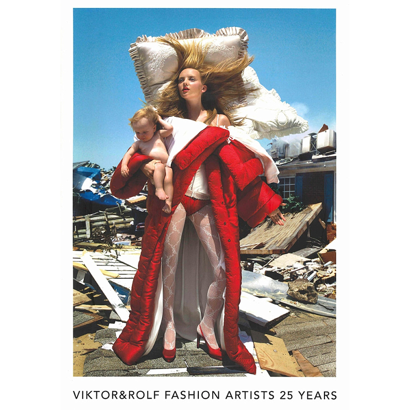 Книга Viktor & Rolf: Fashion Artists 25 Years Книга Viktor & Rolf: Fashion Artists 25 Years в Воронеже | Loft Concept