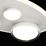 Потолочный светильник овальной формы белого цвета с 4-мя лампами Lunar Pebbles варинант исполнения - 6 | Loft Concept в Воронеже