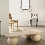 Дизайнерский журнальный стол с изогнутой столешницей на круглых ножках Rigilyr варинант исполнения - 2 | Loft Concept в Воронеже