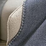 Плед из шерсти мериноса темно-синего цвета 130×180 см Indigo Waves варинант исполнения - 4 | Loft Concept в Воронеже