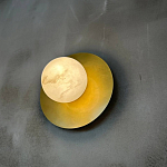 Бра круглое с плафоном из натурального камня на латунном основании Cryptocrystalline Stone варинант исполнения - 5 | Loft Concept в Воронеже