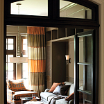 Бра с белым матовым стеклянным плафоном и тремя декоративными шарами Hinkley варинант исполнения - 2 | Loft Concept в Воронеже