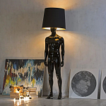 Лампа MALE MANNEQUIN LAMP с абажуром открытый позинг варинант исполнения - 3 | Loft Concept в Воронеже
