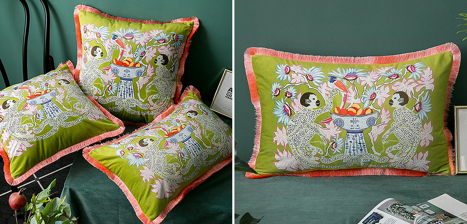 Декоративная подушка Two Monkeys on Green Long Cushion Декоративная подушка Two Monkeys on Green Long Cushion - Loft-Concept в Воронеже