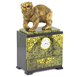 Часы настольные с декором в виде медведя и выдвижным ящиком из натурального камня Змеевик Bear Stone Clock варинант исполнения - 2 | Loft Concept в Воронеже