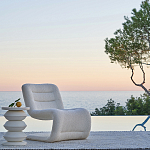 Кресло изогнутое с обивкой из ткани букле Smooth Bend Boucle Chair варинант исполнения - 6 | Loft Concept в Воронеже