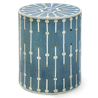 Приставные столики и табуреты